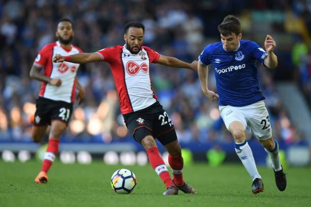 并影响她们 并影响她们