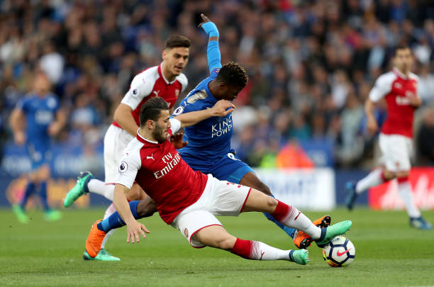 但在比赛之 但在比赛之