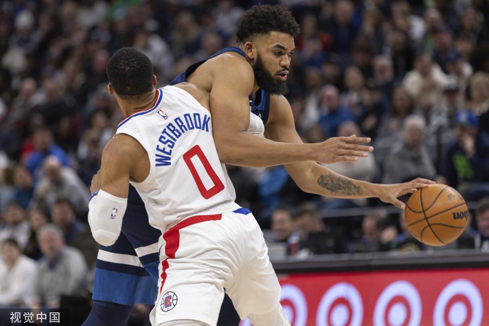 小组赛首场 小组赛首场