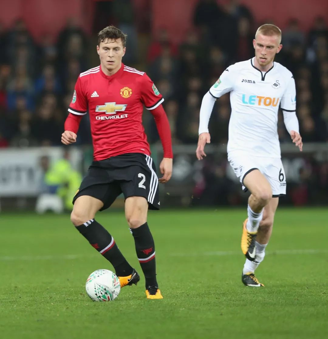 我们期待两 我们期待两