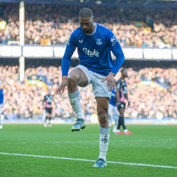 阿尔维斯 阿尔维斯